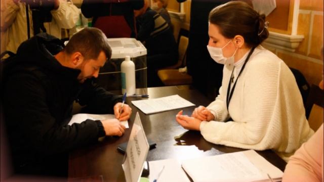 Евросоюз вводит всех в заблуждение! Журналист из Нидерландов рассказала всю правду о референдум смотреть онлайн