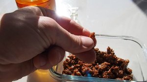 Скраб из скорлупы миндального ореха