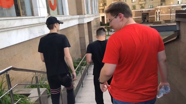 ПАТРУЛИРУЕМ РАЙОН НА ТУРБО ЕШКЕ! ТЕСТИРУЕМ UFC4! ЕШКА ЧУТЬ НЕ СДОХЛА! Vlog 3 смотреть онлайн