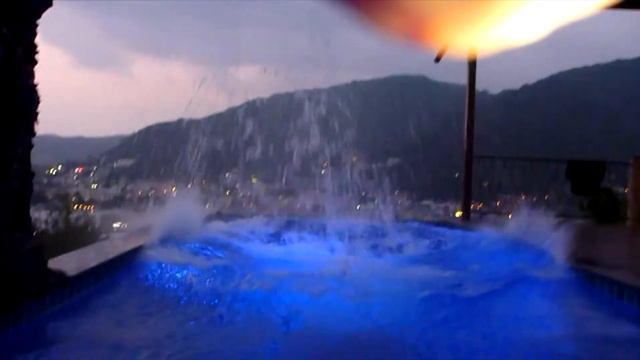 Phuket Pool Party - Don't try this at home смотреть онлайн