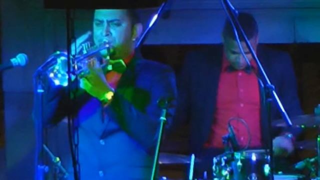 Gabriel Linares Band ( INTRO ) Сольный Концерт Gabriel Linares SHOW Latino HD звук "Чайхона №1" смотреть онлайн