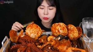 Муд. Asmr eating. Жрут на камеру.