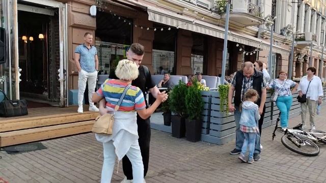 3 июля 2023 г..Вельветовые Медведи “ Velvet Bears “у летней веранды литературного кафе «Безухов» смотреть онлайн