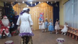 Новогодний утренник в садике 2024