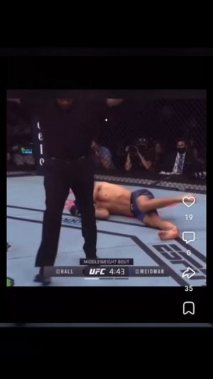 У противника ноги оказались крепче. Бой ММА UFC