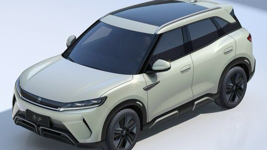 BYD Yan Up 2025 появился в продаже в РФ: электрический кроссовер дешевле Lada Aura