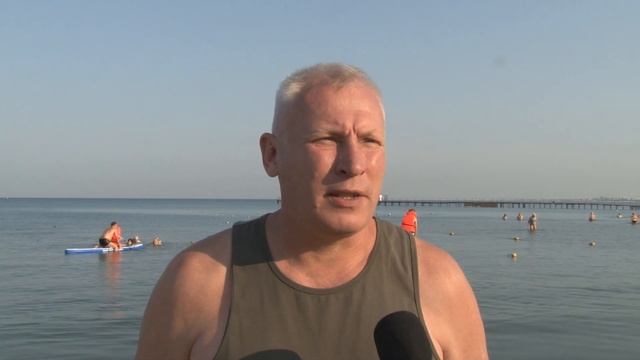 Бесплатные тренировки на сапбордах для людей с ОВЗ проходят в Анапе смотреть онлайн