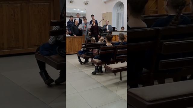 Когда над собою я вижу.