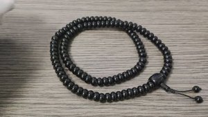 Мала 108 из черного оникса