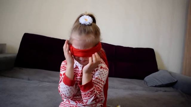 ЧЕЛЛЕНДЖ ПРОБУЕМ ВКУСНЯШКИ, ВЗРЫВАЕМ ХЛОПУШКУ, СМОТРЕТЬ ДО КОНЦА!! смотреть онлайн