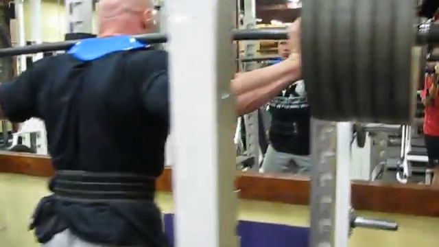 Manta Ray Squats