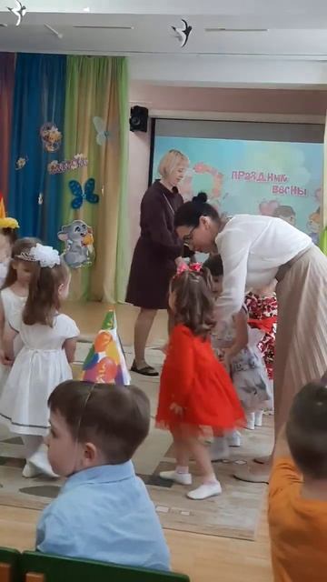 Маленькая танцорша #видео#дети#танцы#моя#доча#милота#обзор#блог#канал# смотреть онлайн