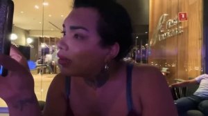 Hola cómo están en la terraza del hotel con Úrsula