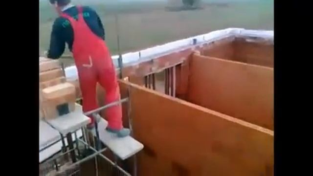 Подсобник 80-го уровня)))))) смотреть онлайн