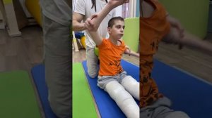 учимся садиться и сидим
