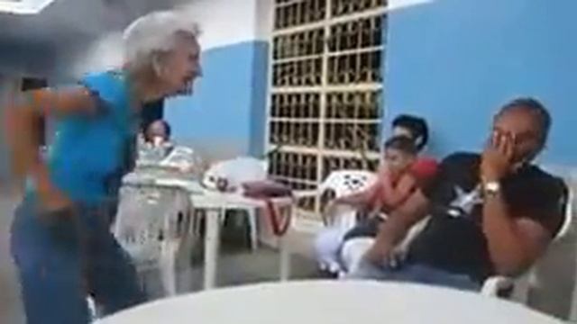 Крутая бабка