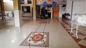 Jbl Prx 725 Vs Behringer B615D