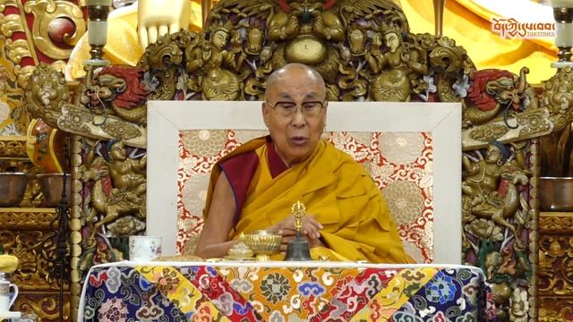 His Holiness the Dalai Lama is expecting of returning to Tibet very soon. смотреть онлайн
