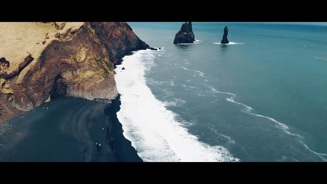 Omar Akram // “Dancing On My Own” смотреть онлайн