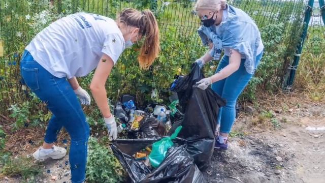 Щедрый чеченец дал узбечке миллион за одну песню. Люди падали от кайфа а она