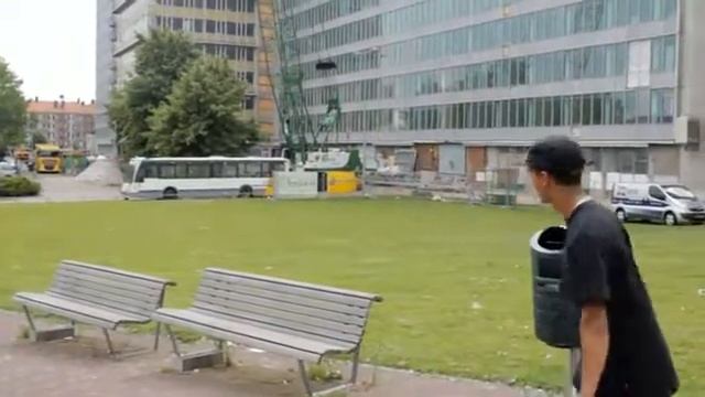 С неба 2.5 тонны - Massive 2500 kilo concrete construction fail смотреть онлайн