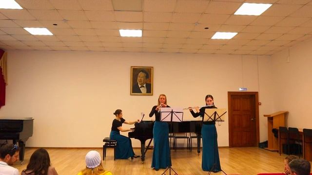 Миннекаева Диана флейта Лютикова Татьяна гобой Антакова Мария фортепиано