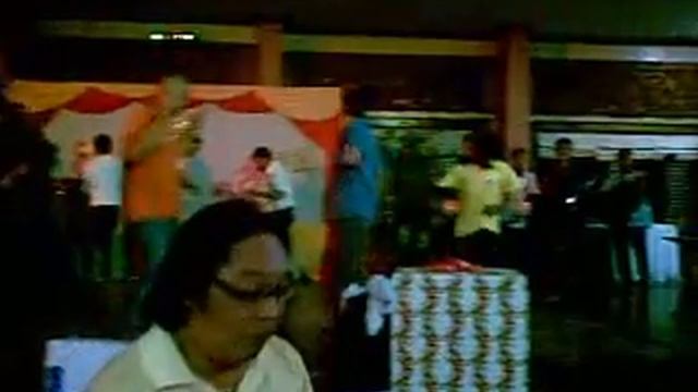 MOBI X-mas Party 2010.mp4 смотреть онлайн