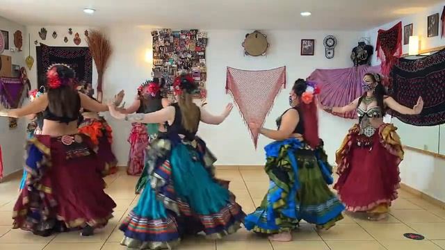 Allesandra (Global Caravan TB)- Troupe Loba Loba - Show Online Yule 20 смотреть онлайн