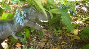 Динозавры для детей. КАК ЗАЩИТИТЬ долину Динозавров от ТИРАННОЗАВРА? План СПИНОЗАВРА!