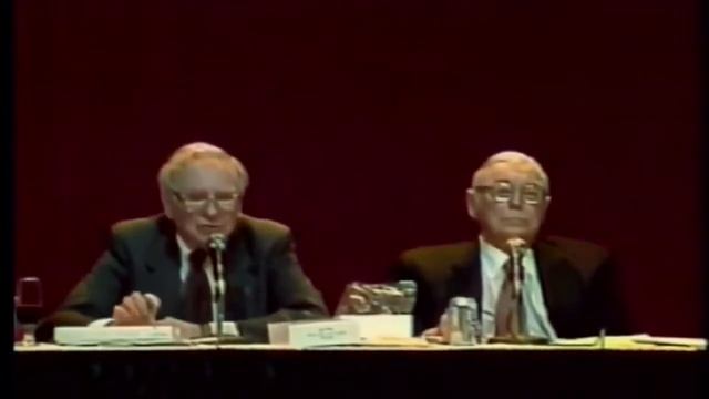 How To Invest A Small Sum of Money In Stock Market -Warren Buffett смотреть онлайн