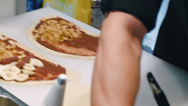 하겐다즈 아이스크림 크레페  Häagen-Dazs Haagen-dazs Ice cream Crepe - Korean street food