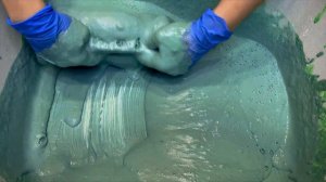 Aquamarine paste 💚🤍💙 Mix green + white paste and blue and white powder. Squeezing sponges asmr