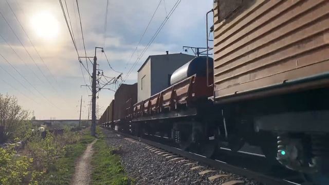 Тепловоз 2ТЭ116-1124 с хоперо дозаторным поездом