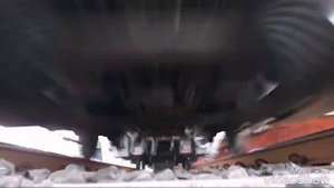 CAMERA UNDER TRAIN || CAMERA UNDER RAJDHANI EXPRESS | UNDERTRAIN VIEW | INDIAN RAILWAYS.