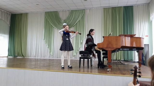 Новорічні привітання від учнів музичного відділення смотреть онлайн