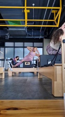 Pilates Reformer 💪🙂 | Пилатес на Реформере 🙏 #video #fun #love #workout #pilates #reformer #reels