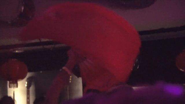 Life Of A Club Kid - Dressing Outrageously To Party In Singapore: Aaron Han | ZULA Features | EP 17 смотреть онлайн