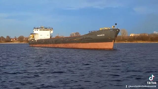 Теплоход"Омский-20",или"Омский-2". смотреть онлайн