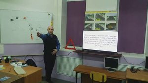 Помеха справа. Равнозначный перекресток.