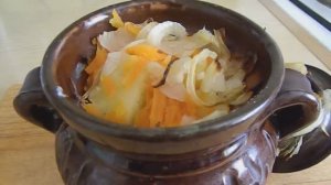 ЧТО МОЖНО ПРИГОТОВИТЬ СКУМБРИЯ  В ГОРШОЧКЕ С ОВОЩАМИ