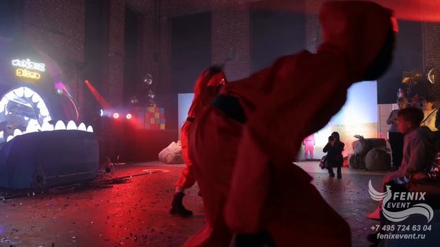 Заказать световое акробатическое шоу на праздник, свадьбу и корпоратив в Москве - яркое шоу на мероп