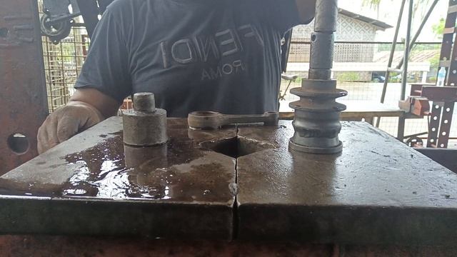 How to create a keyway in Drill Press. смотреть онлайн