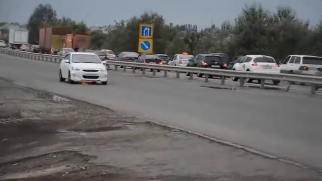 Solaris 1.6 vs Skoda Octavia 1.8T смотреть онлайн