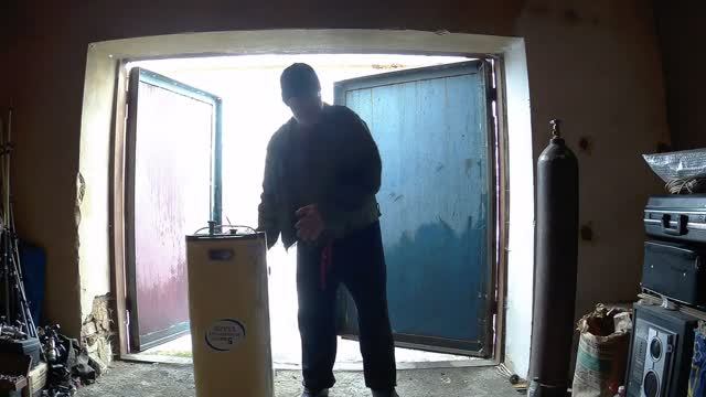 ЖИВЕМ В ДЕРЕВНЕ!!!КУПИЛ НОВЫЙ ТЕН!!СОБРАЛ ВОДОГРЕЙКУ!!В ХУТОРЕ ДАЛИ ТОЛЬКО УЛИЧНОЕ ОСВЕЩЕНИЕ ПОКА!!!