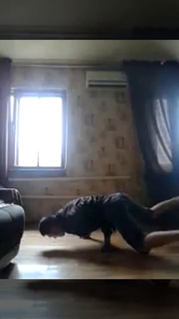 Тренерую Крокодил на одной руке Часть 2 смотреть онлайн