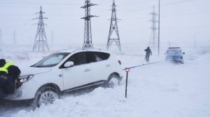 50 человек спасено во время пурги на трассе в Казахстане