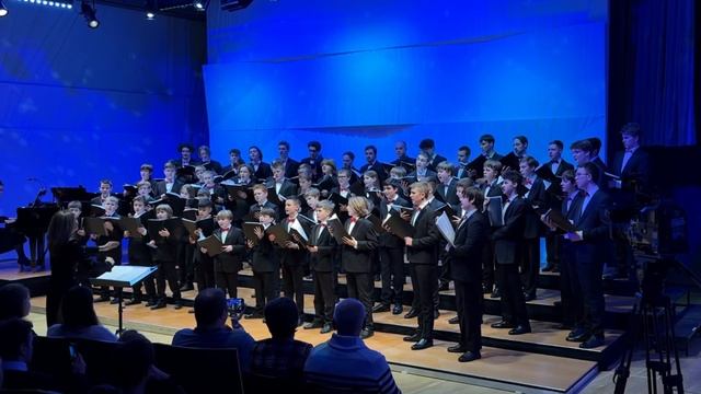 РНП Вдоль по улице метелица метет в обработке Севостьянова  Хор мальчиков и юношей Cantus