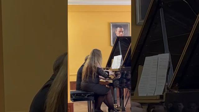 Мария Боровинская Парафраз на темы из оперы Н. А. Римского-Корсакова "Снегурочка".mp4 смотреть онлайн