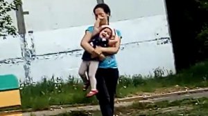 маленькая Вика