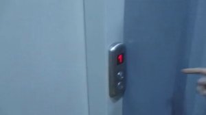 Лифт Kleemann на станции Верхние Котлы (МЦК)